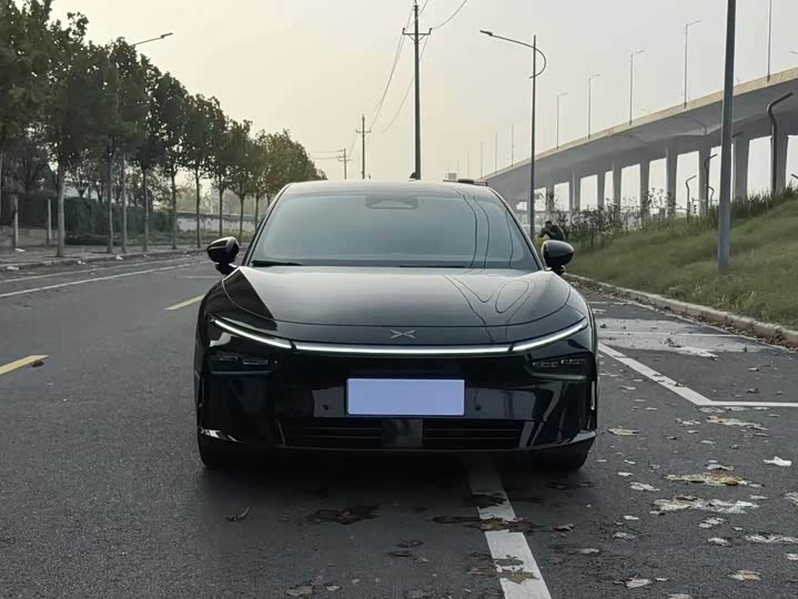 Фото 2 - XPeng F57