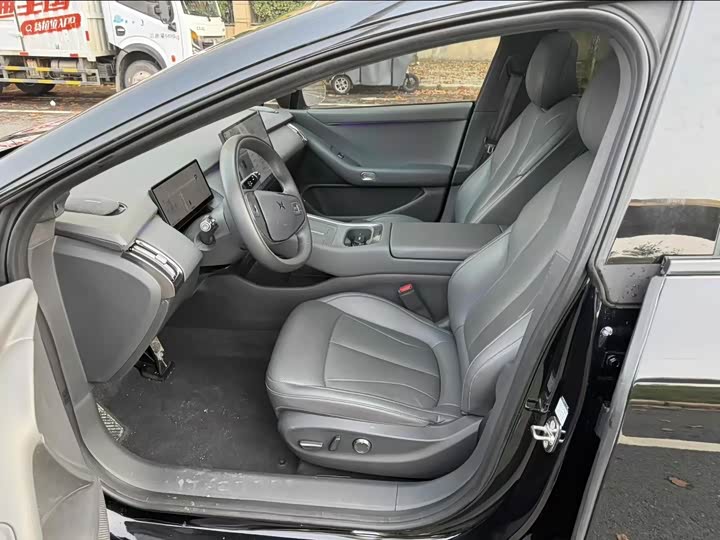 Фото 8 - XPeng F57