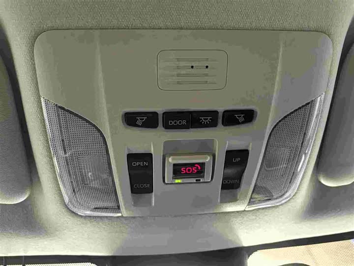 Фото 16 - Toyota Corolla