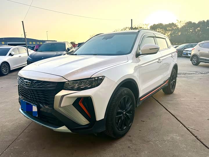 Фото 1 - Geely Atlas