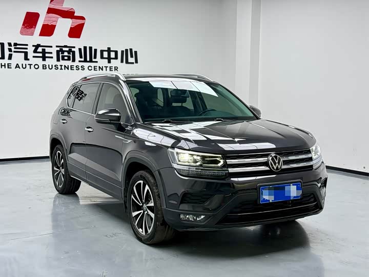 Фото 3 - Volkswagen Tharu