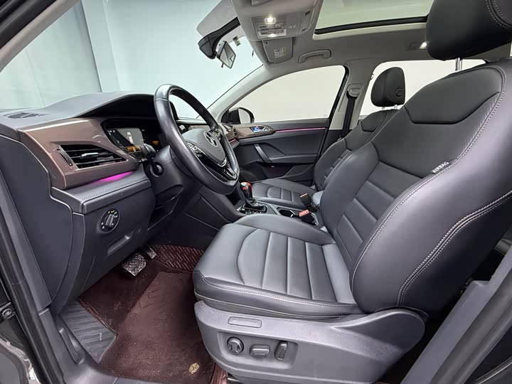 Фото 6 - Volkswagen Tharu