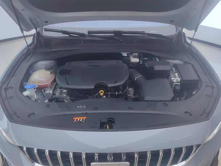 Фото 10 - Geely Preface