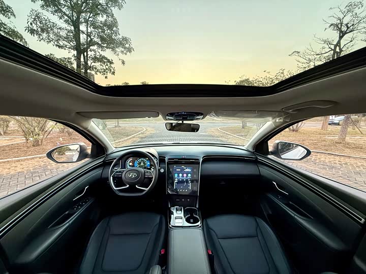 Фото 14 - Hyundai Tucson L