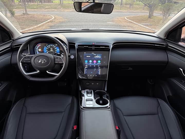 Фото 17 - Hyundai Tucson L