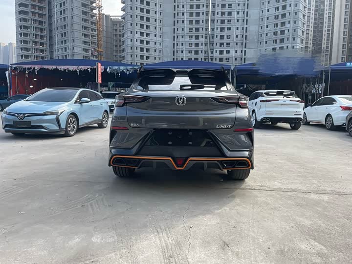 Фото 9 - Changan UNI-T