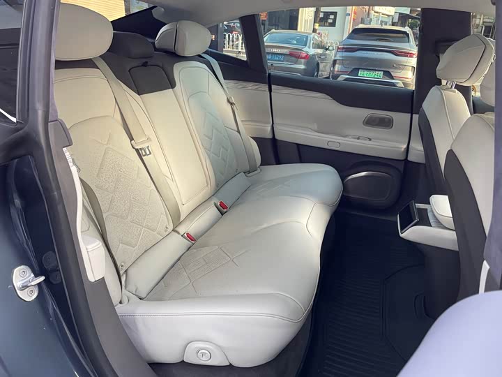 Фото 28 - Nio ET7