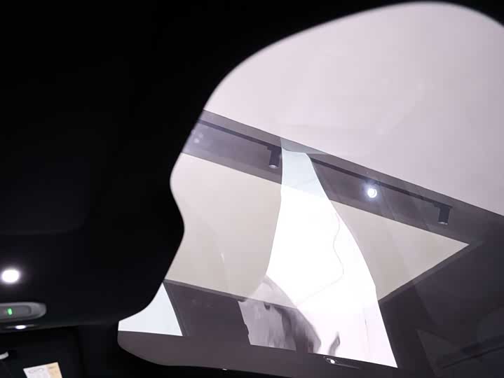 Фото 2 - Nio ET5T