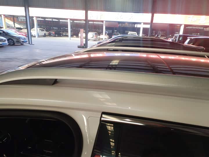 Фото 27 - Roewe RX5 eMax