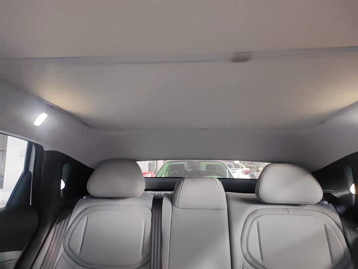 Фото 18 - XPeng Mona M03