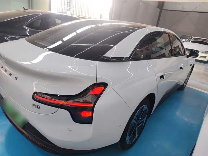 Фото 7 - XPeng Mona M03