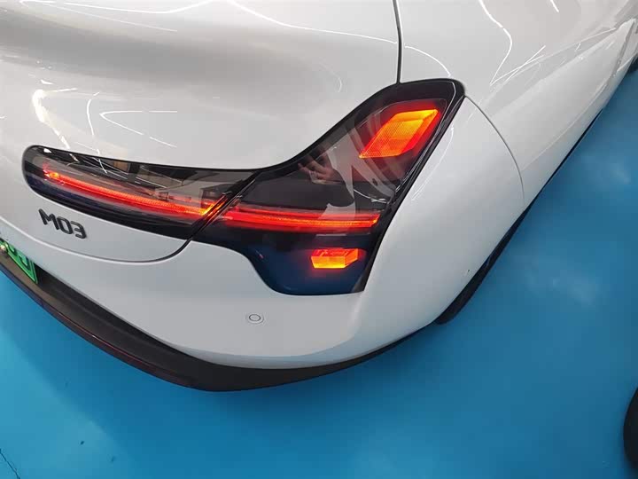 Фото 8 - XPeng Mona M03