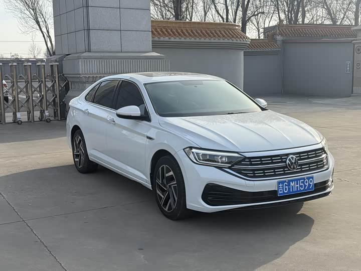 Фото 3 - Volkswagen Sagitar L