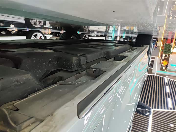 Фото 22 - Toyota Camry