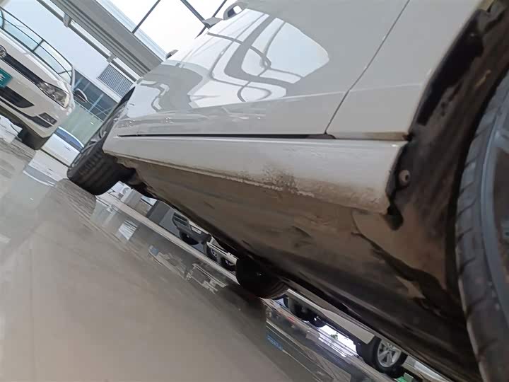 Фото 21 - Volkswagen Golf