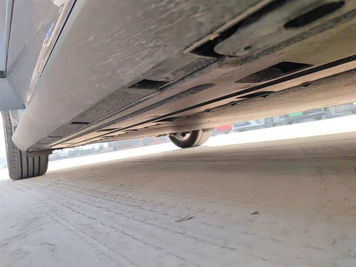 Фото 21 - BYD Qin L