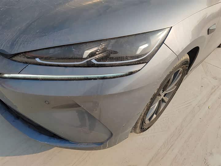 Фото 24 - BYD Qin L