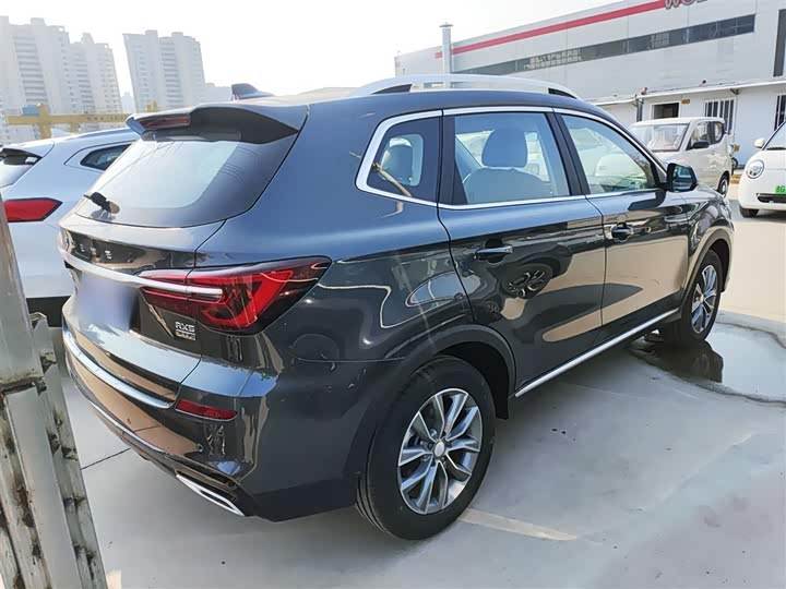 Фото 7 - Roewe RX5