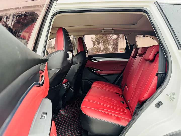 Фото 6 - Changan CS75 Plus