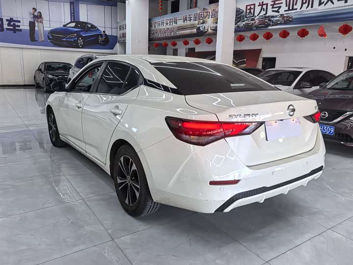 Фото 7 - Nissan Sylphy