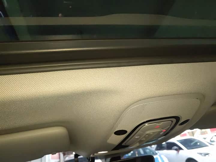 Фото 18 - Audi Q5L