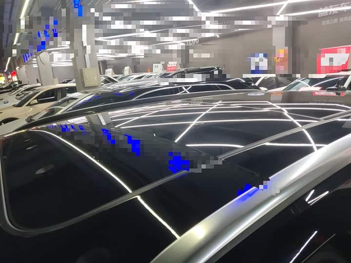 Фото 27 - Audi Q5L