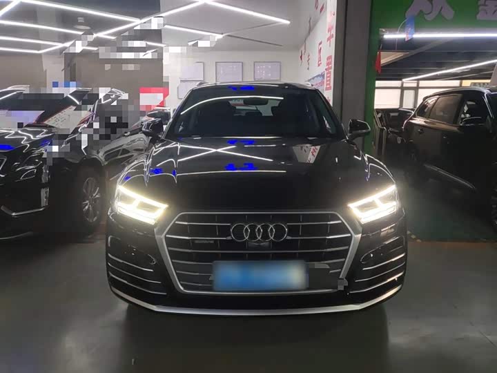 Фото 3 - Audi Q5L