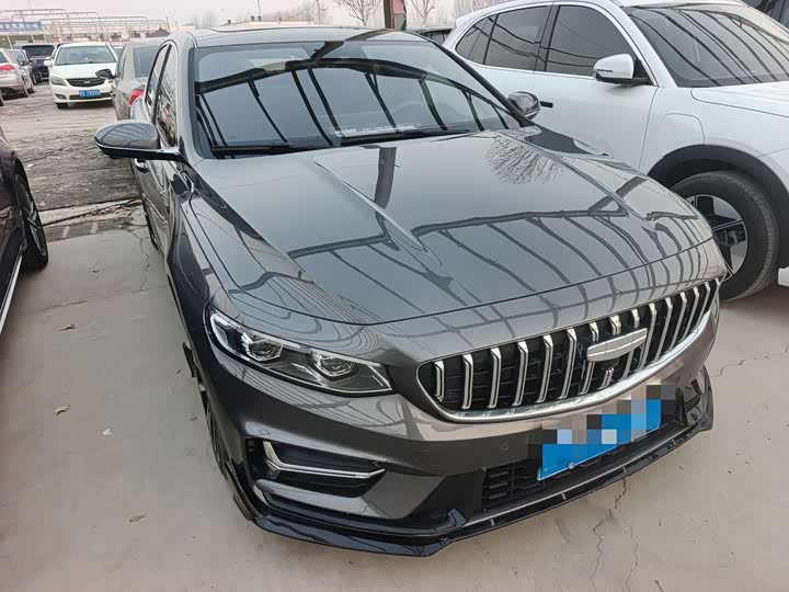 Фото 3 - Geely Preface