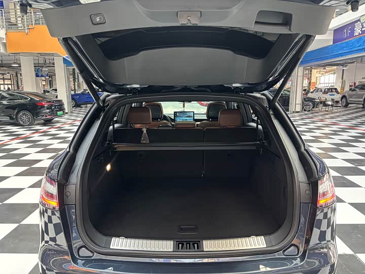 Фото 17 - Lincoln Nautilus