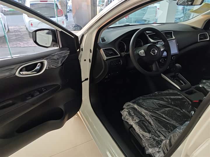 Фото 16 - Nissan Sylphy