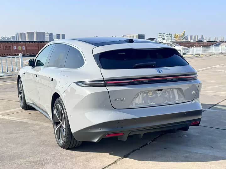 Фото 4 - Nio ET5T