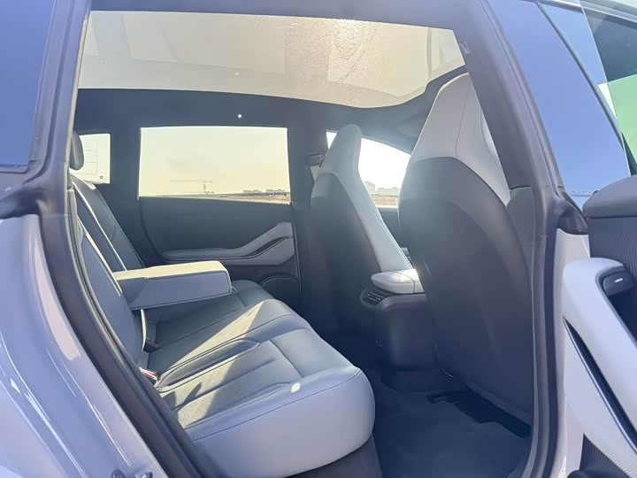 Фото 5 - Nio ET5T