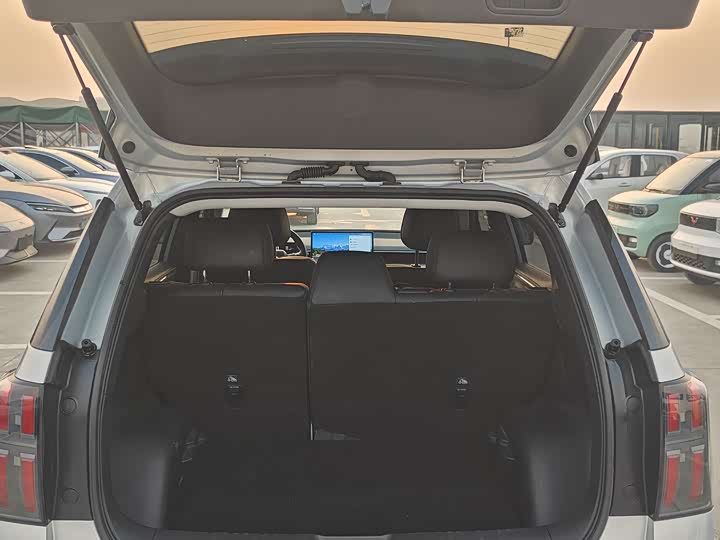 Фото 13 - GAC Aion V