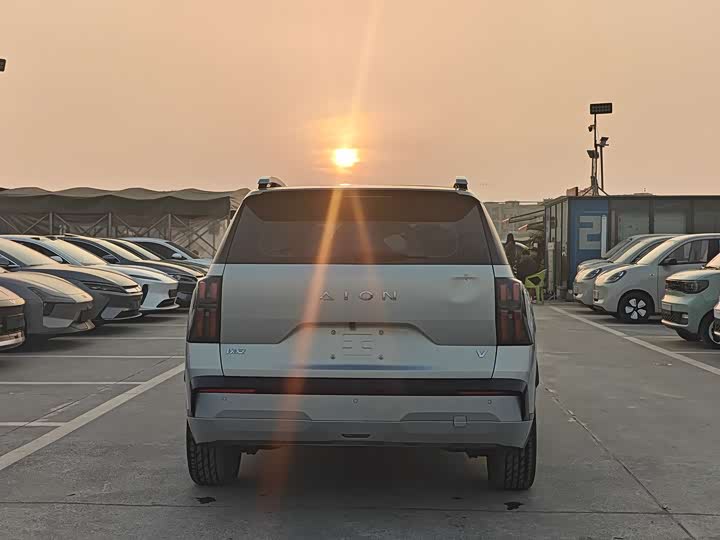 Фото 5 - GAC Aion V