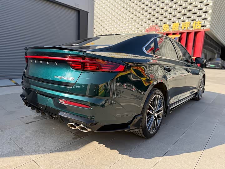 Фото 5 - Geely Preface