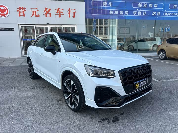 Фото 3 - Audi Q2L