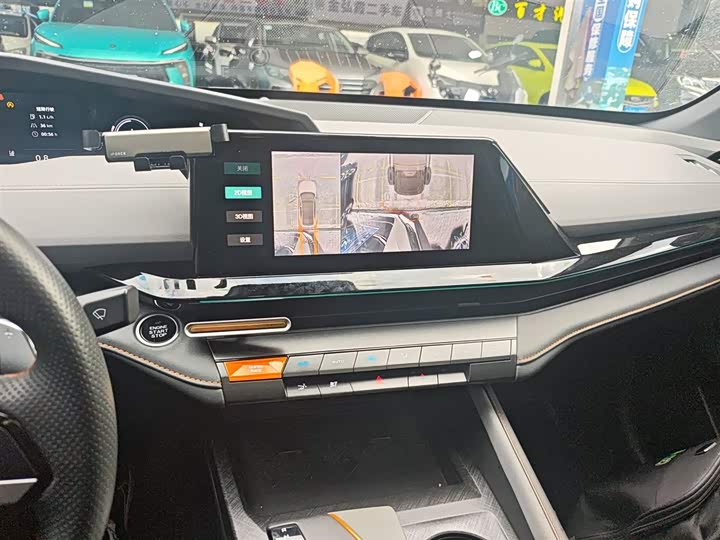 Фото 13 - Changan UNI-V