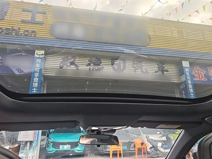 Фото 18 - Changan UNI-V