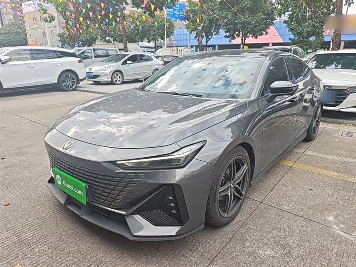 Фото 2 - Changan UNI-V