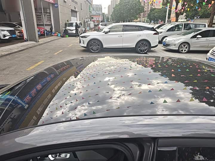 Фото 27 - Changan UNI-V