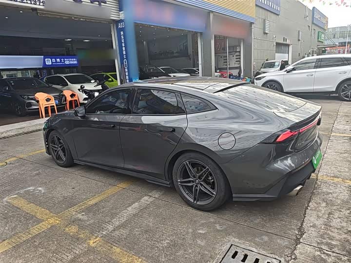 Фото 5 - Changan UNI-V