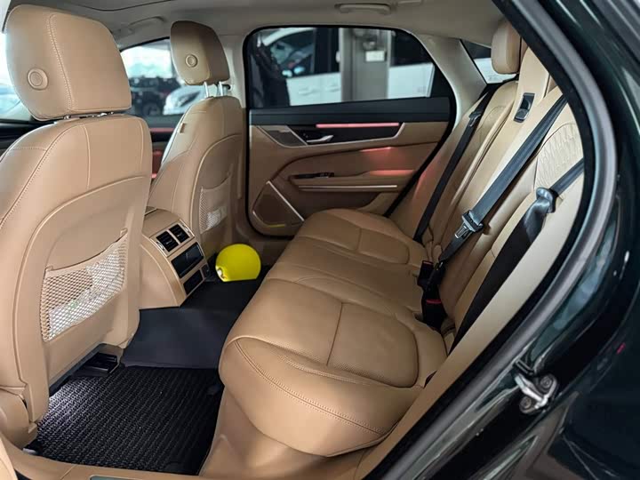 Фото 3 - Jaguar XF L