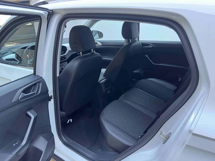 Фото 10 - Volkswagen Tacqua