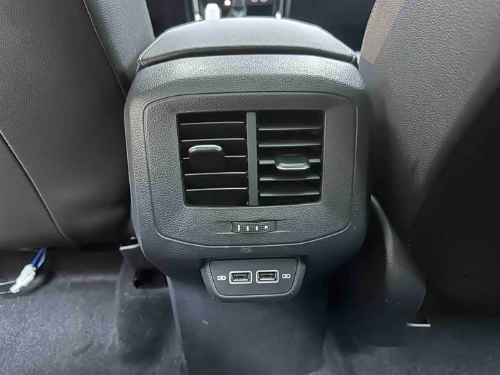 Фото 18 - Volkswagen Tacqua