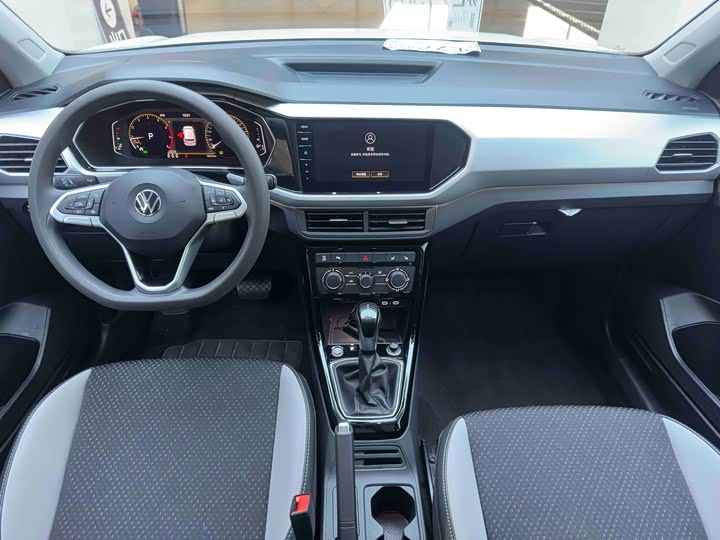 Фото 19 - Volkswagen Tacqua