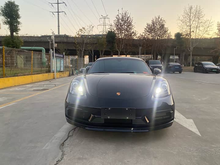 Фото 6 - Porsche 718