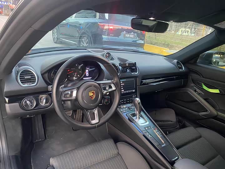 Фото 8 - Porsche 718