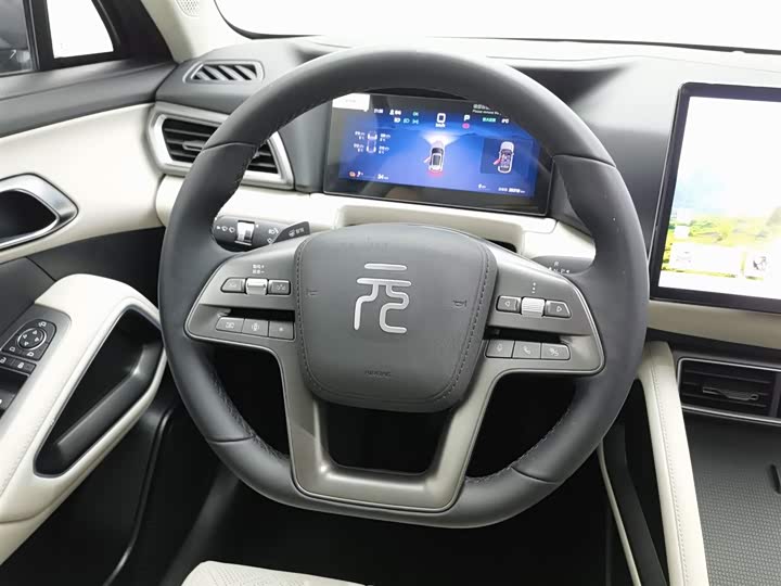 Фото 11 - BYD Yuan Up