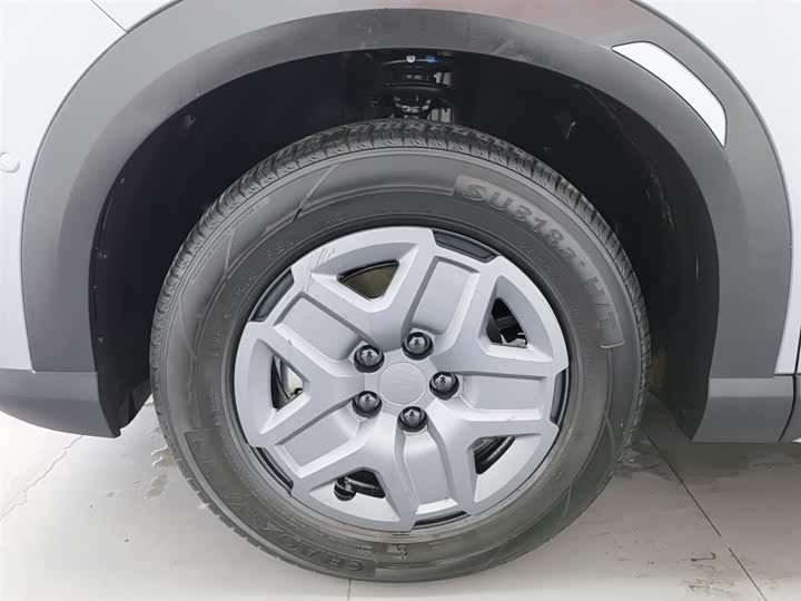 Фото 17 - BYD Yuan Up