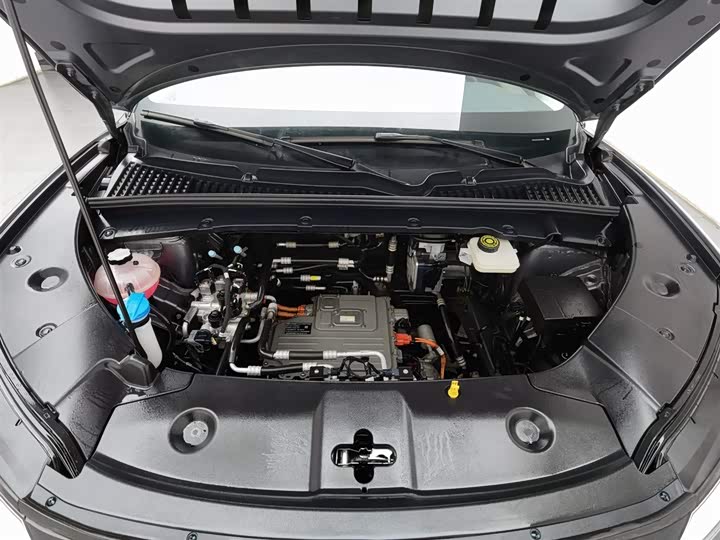 Фото 6 - BYD Yuan Up